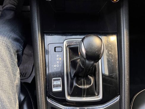 Used 2020 MAZDA CX-5 Touring image 17