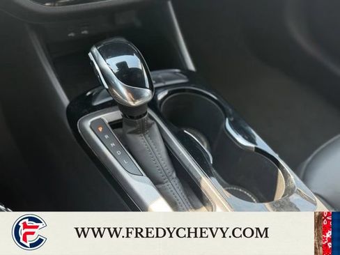 Used 2024 Buick Envista Sport Touring w/ Convenience I Package FWD image 20