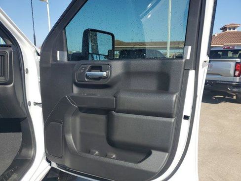 New 2026 Chevrolet Silverado 2500 Custom w/ Custom Convenience Package image 9