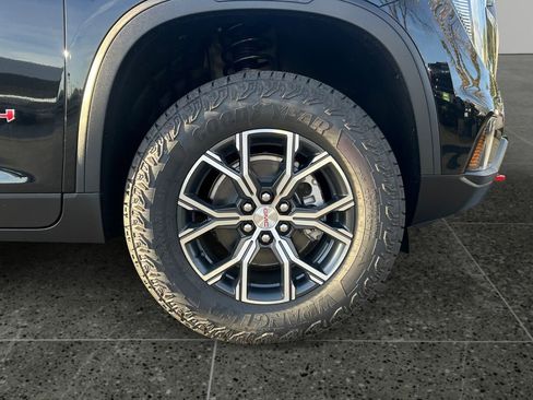 New 2026 GMC Acadia AT4 image 9