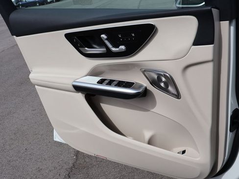 New 2026 Mercedes-Benz GLC 300 4MATIC image 38