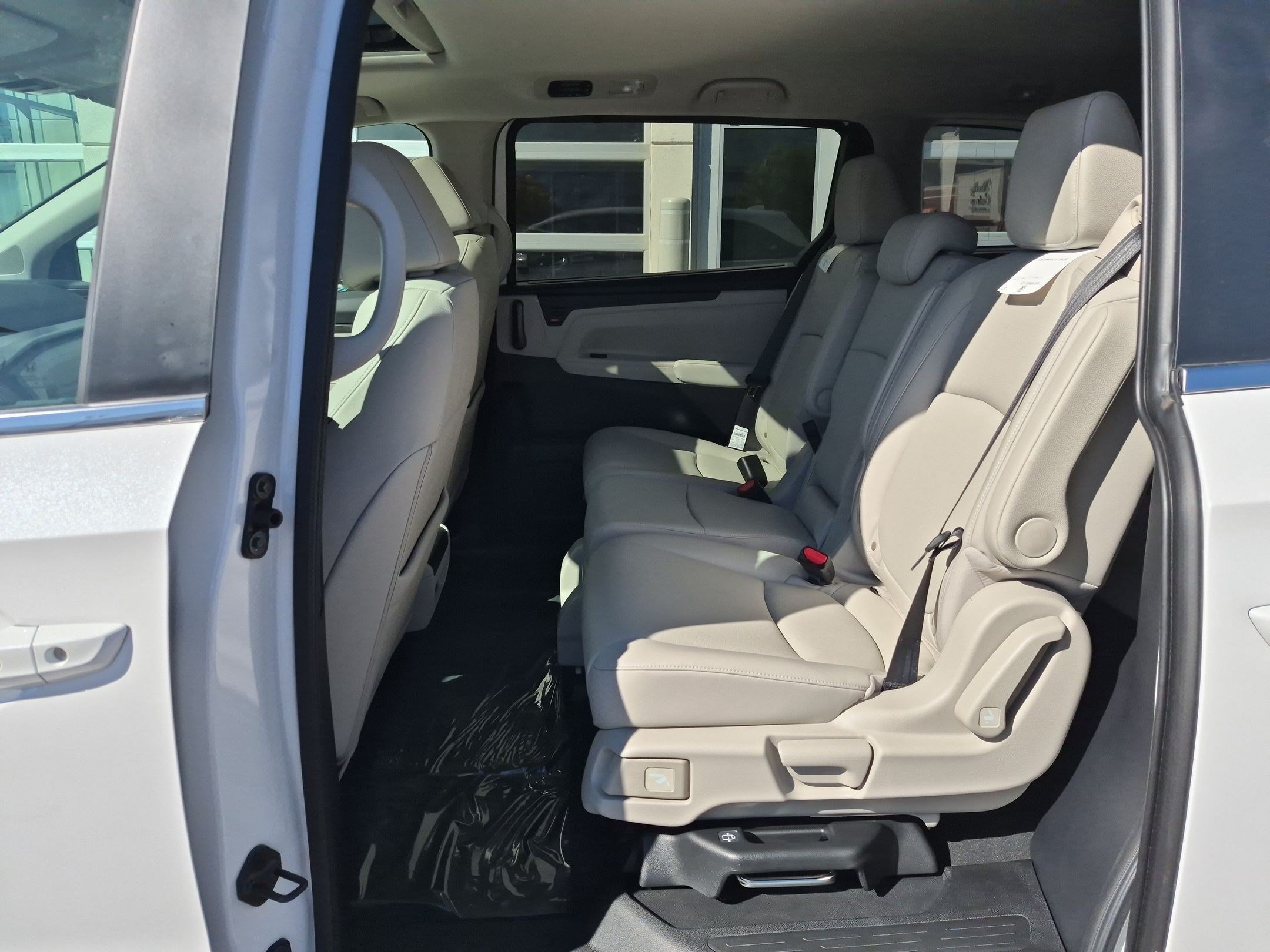 New 2027 Honda Odyssey EX-L image 15