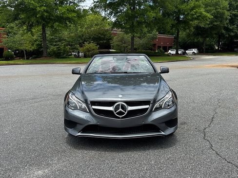 Used 2017 Mercedes-Benz E 400 Cabriolet image 3