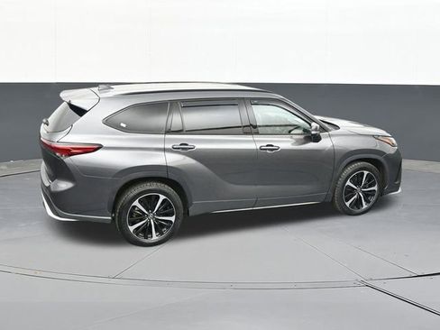 Used 2022 Toyota Highlander XSE image 59