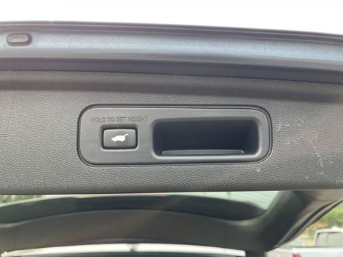 Used 2025 Honda Odyssey EX-L image 21