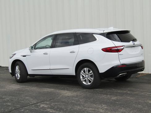 Used 2019 Buick Enclave Essence FWD image 10