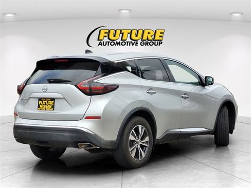Used 2023 Nissan Murano S image 4