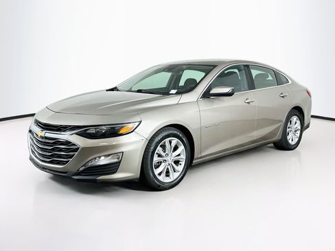 Used 2023 Chevrolet Malibu LT w/ Driver Confidence Package FWD image 3