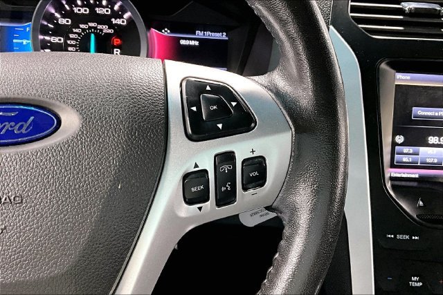 Used 2014 Ford Explorer XLT w/ Equipment Group 202A AWD/4WD image 14
