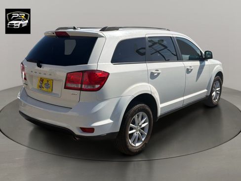 Used 2015 Dodge Journey SXT w/ Flexible Seating Group FWD image 5