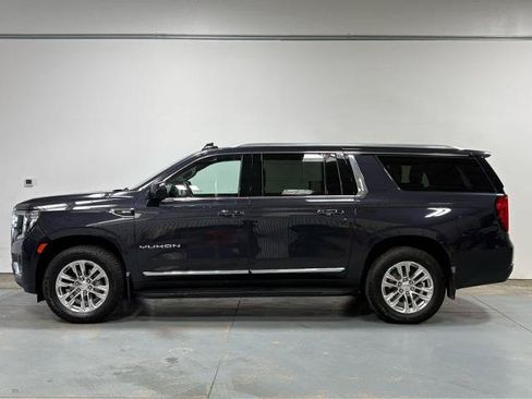 Used 2024 GMC Yukon XL SLT w/ Max Trailering Package AWD/4WD image 2