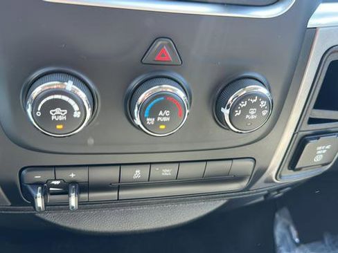 Used 2023 RAM 1500 Classic SLT AWD/4WD image 14