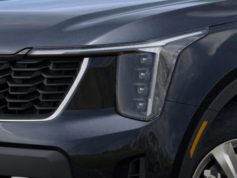 New 2026 Kia Sorento LX image 11