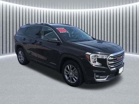 Used 2024 GMC Terrain SLT AWD/4WD image 1