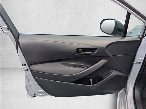 Used 2024 Toyota Corolla LE image 21