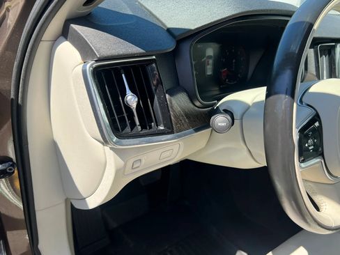 Used 2018 Volvo V90 T5 Cross Country w/ Convenience Package AWD/4WD image 13