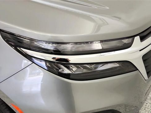 Used 2024 Chevrolet Equinox LS w/ LS Convenience Package FWD image 14