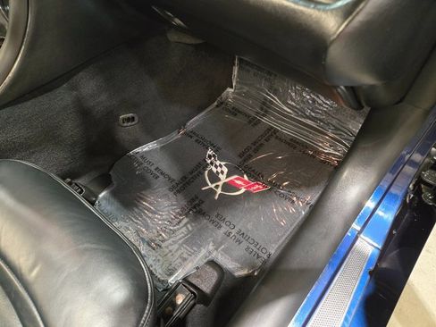 Used 1999 Chevrolet Corvette Convertible w/ Memory Pkg image 32