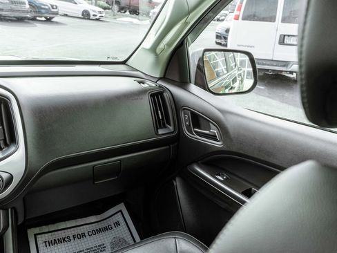 Used 2019 GMC Canyon SLT image 13