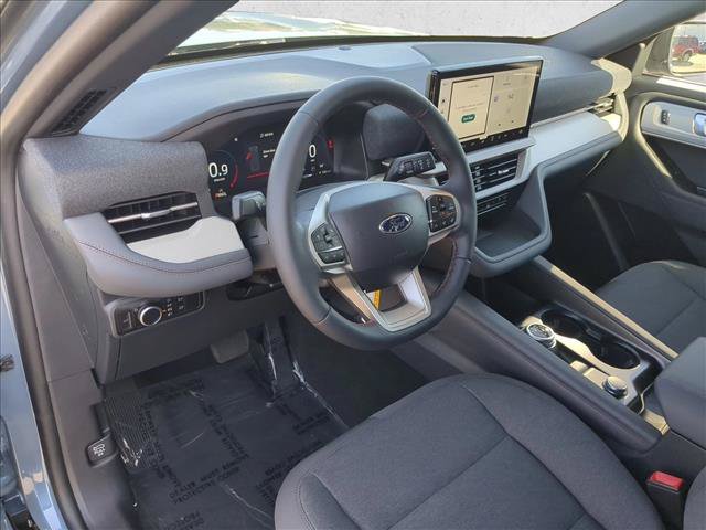 New 2027 Ford Explorer Active RWD image 3