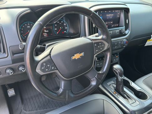 Used 2022 Chevrolet Colorado Z71 w/ Z71 Midnight Edition AWD/4WD image 24
