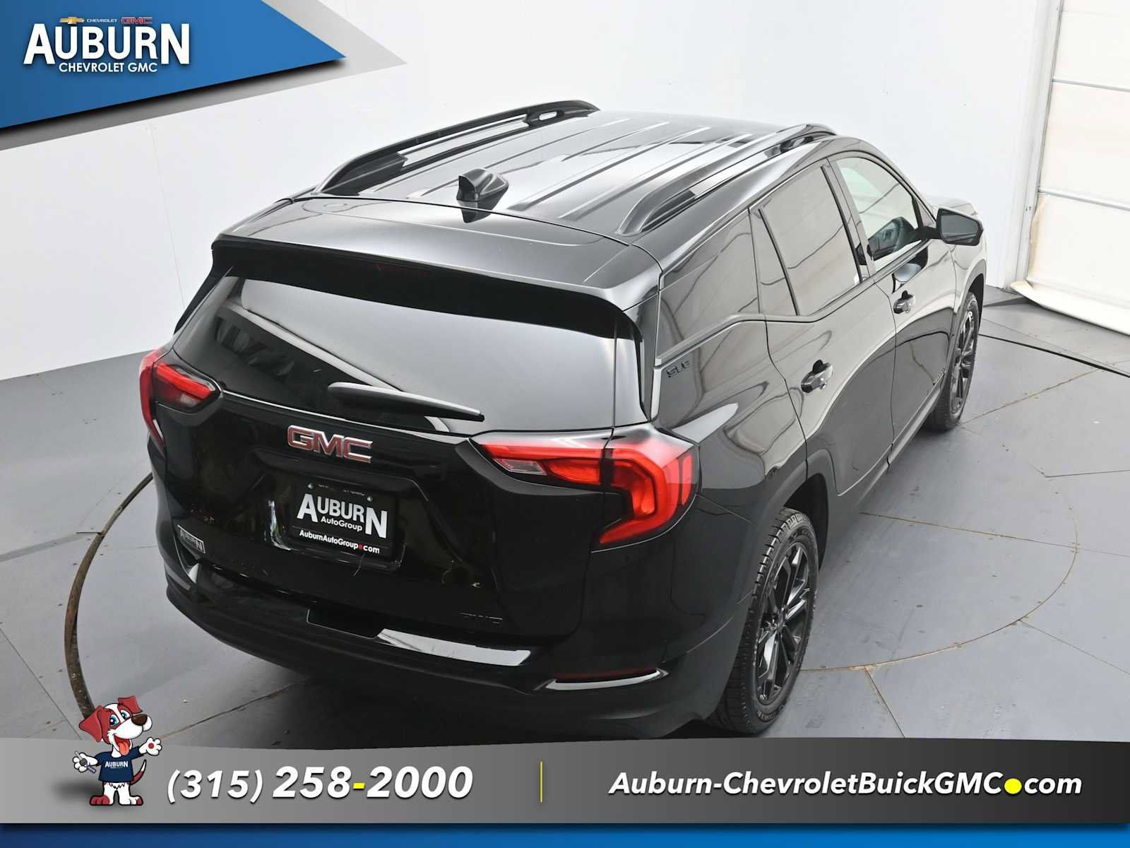 Used 2021 GMC Terrain SLE w/ Driver Convenience Package AWD/4WD image 34