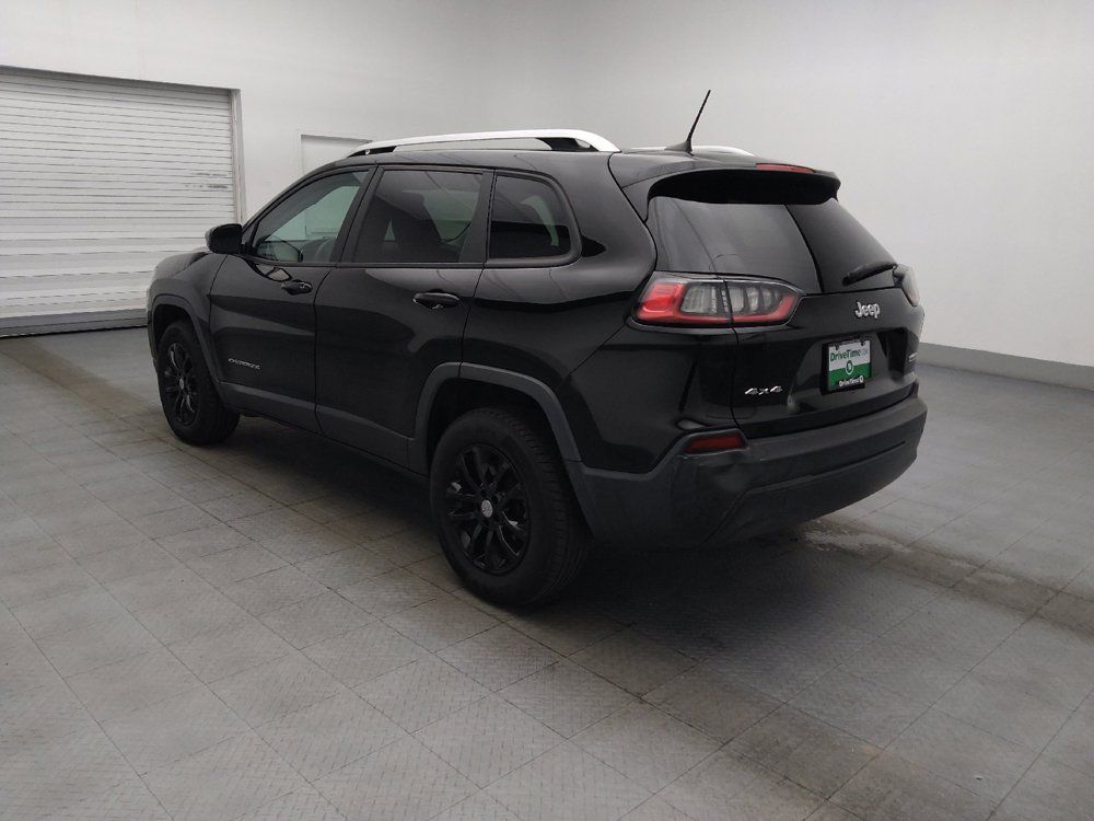 Used 2020 Jeep Cherokee Latitude AWD/4WD image 3