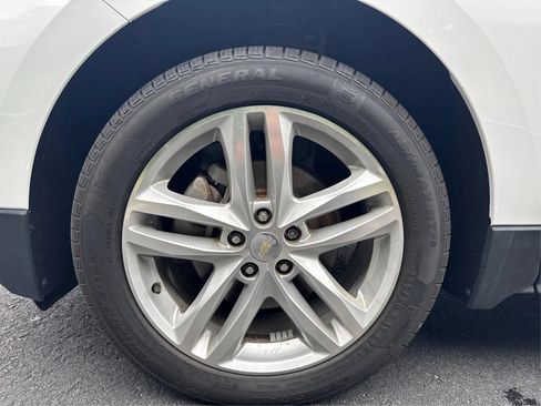 Used 2019 Chevrolet Equinox Premier AWD/4WD image 15