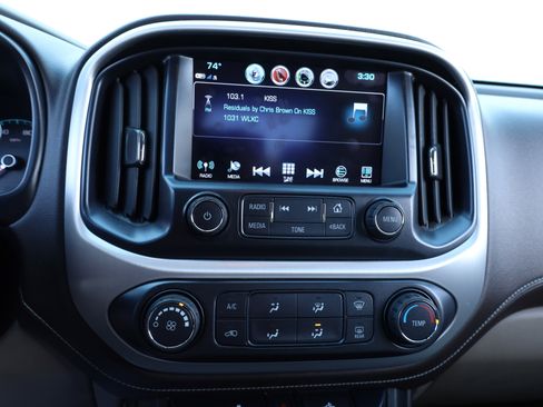 Used 2018 GMC Canyon SLE image 9