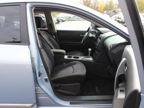 Used 2013 Nissan Rogue SV w/ Premium Pkg AWD/4WD image 37