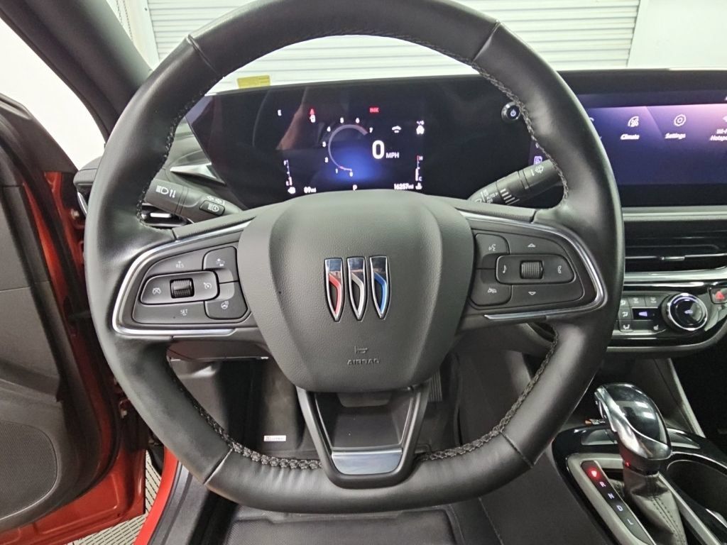 Used 2024 Buick Envista Sport Touring w/ Convenience I Package FWD image 25