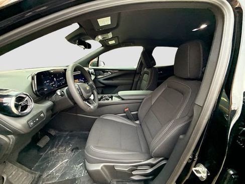 New 2026 Chevrolet Blazer EV LT FWD image 21