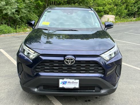 Used 2022 Toyota RAV4 XLE w/ Convenience Package AWD/4WD image 8