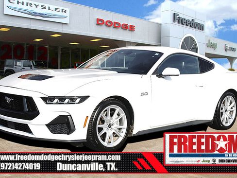 Used 2024 Ford Mustang GT Premium RWD image 1