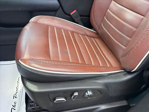 Certified 2024 GMC Yukon Denali Ultimate w/ LPO, Floor Liner Package AWD/4WD image 21