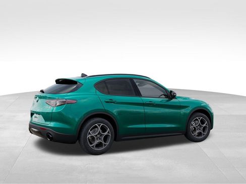 New 2025 Alfa Romeo Stelvio Sprint w/ Convenience Package AWD/4WD image 4