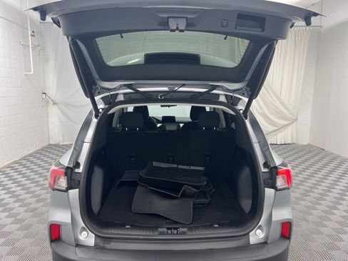 Used 2022 Ford Escape SE w/ Convenience Package image 8