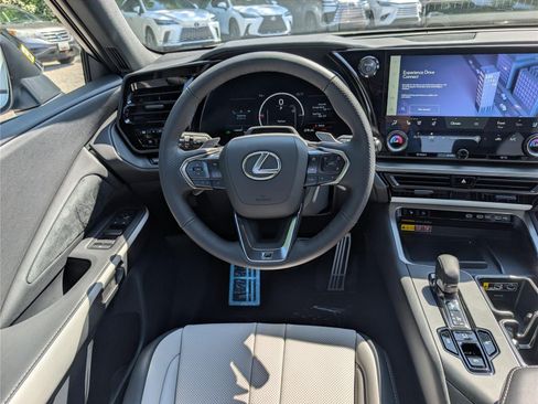 New 2026 Lexus TX 500h AWD image 17