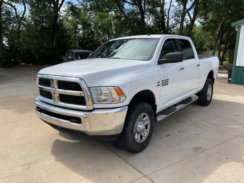Used 2015 RAM 2500 SLT AWD/4WD image 6