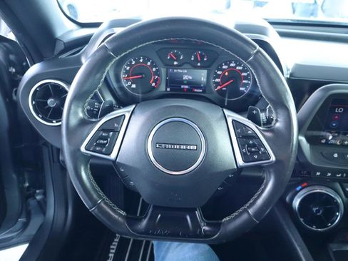Used 2019 Chevrolet Camaro LT w/ Technology Package RWD image 25
