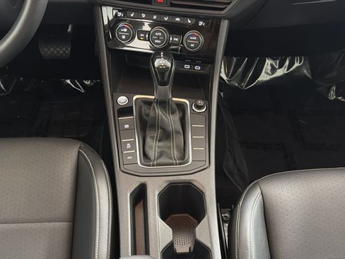 Used 2023 Volkswagen Jetta SE image 21