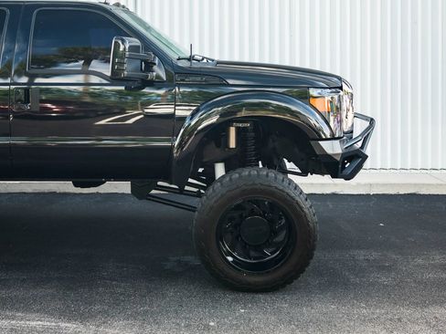 Used 2012 Ford F450 Lariat w/ Lariat Ultimate Pkg AWD/4WD image 5
