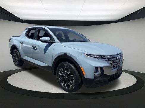 Certified 2022 Hyundai Santa Cruz SEL AWD/4WD image 2