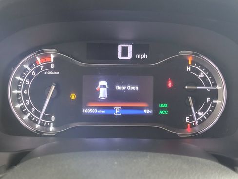 Used 2016 Honda Pilot Touring image 14