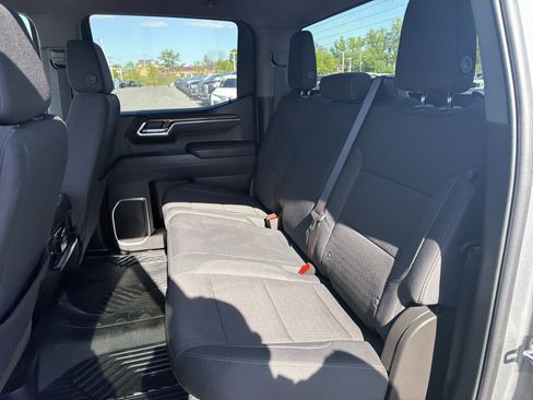 Used 2025 Chevrolet Silverado 1500 RST AWD/4WD image 13