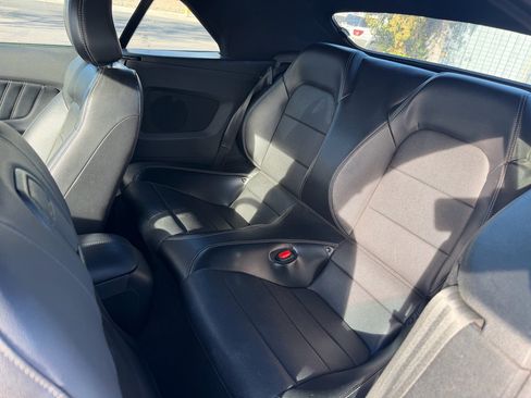 Used 2023 Ford Mustang Premium image 18