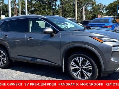 Used 2021 Nissan Rogue SV w/ Premium Package
