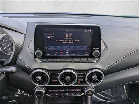 Used 2020 Nissan Sentra SV image 13