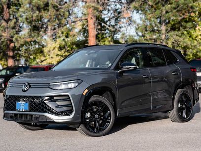 New 2025 Volkswagen Tiguan SE R-Line