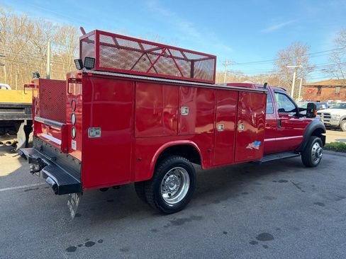 Used 2013 Ford F550 4x4 SuperCab Super Duty w/ Payload Upgrade Pkg image 7